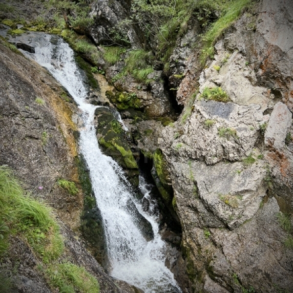 Kleiner Wasserfall am Palfauer Steig