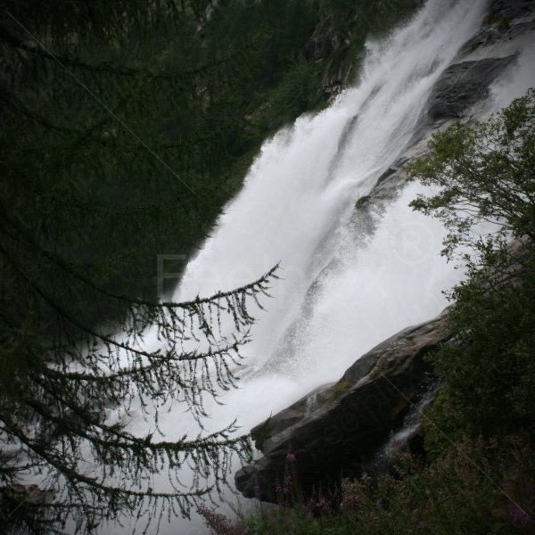 Cascata del Toce Wasserfall