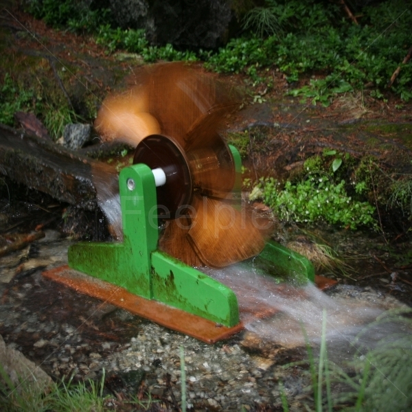 Wasserpark mit Wasserrädern