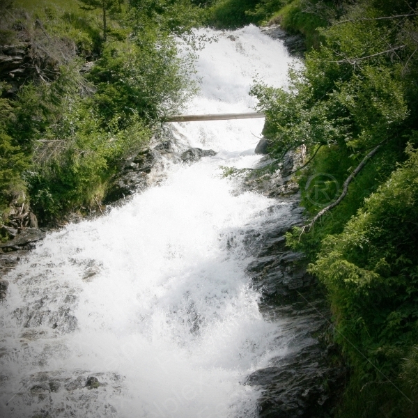 Wasserfall an Tauernbachbrücke