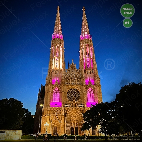 Stadtmoment Wien: Glockenspiel der Votivkirche