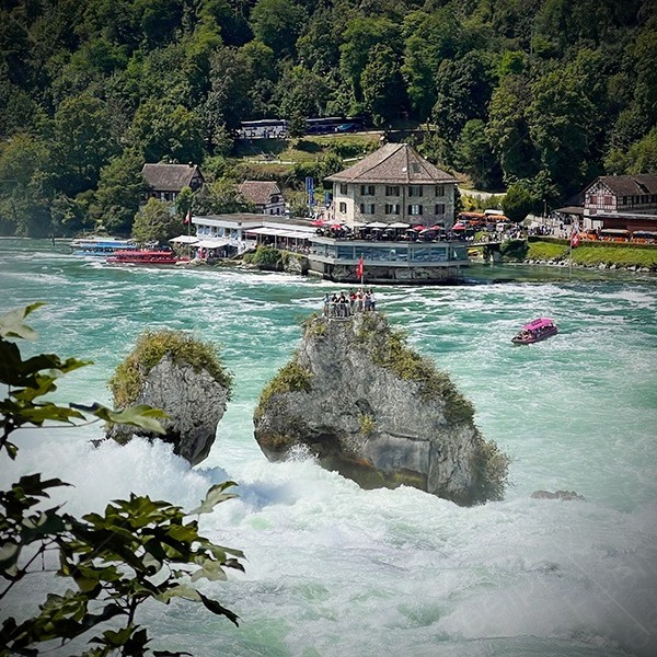 Wasserwirbel am Rheinfall