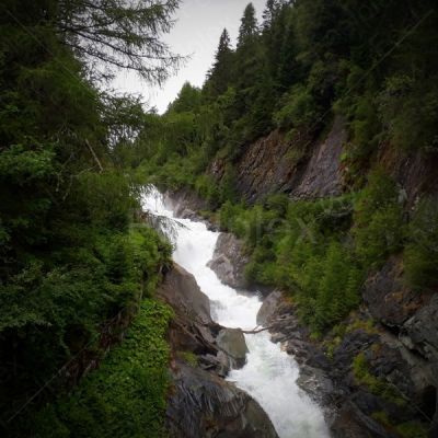 Gletscherfluss Isel Umbalfälle