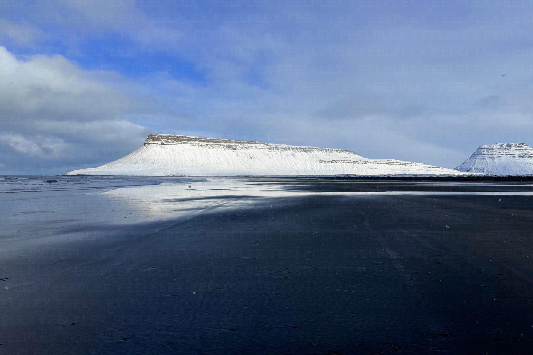 Snæfellsnes Küstenstimmung am Giant Padlock Strand in Island mit Meer, Ufer und nordischer Atmosphäre