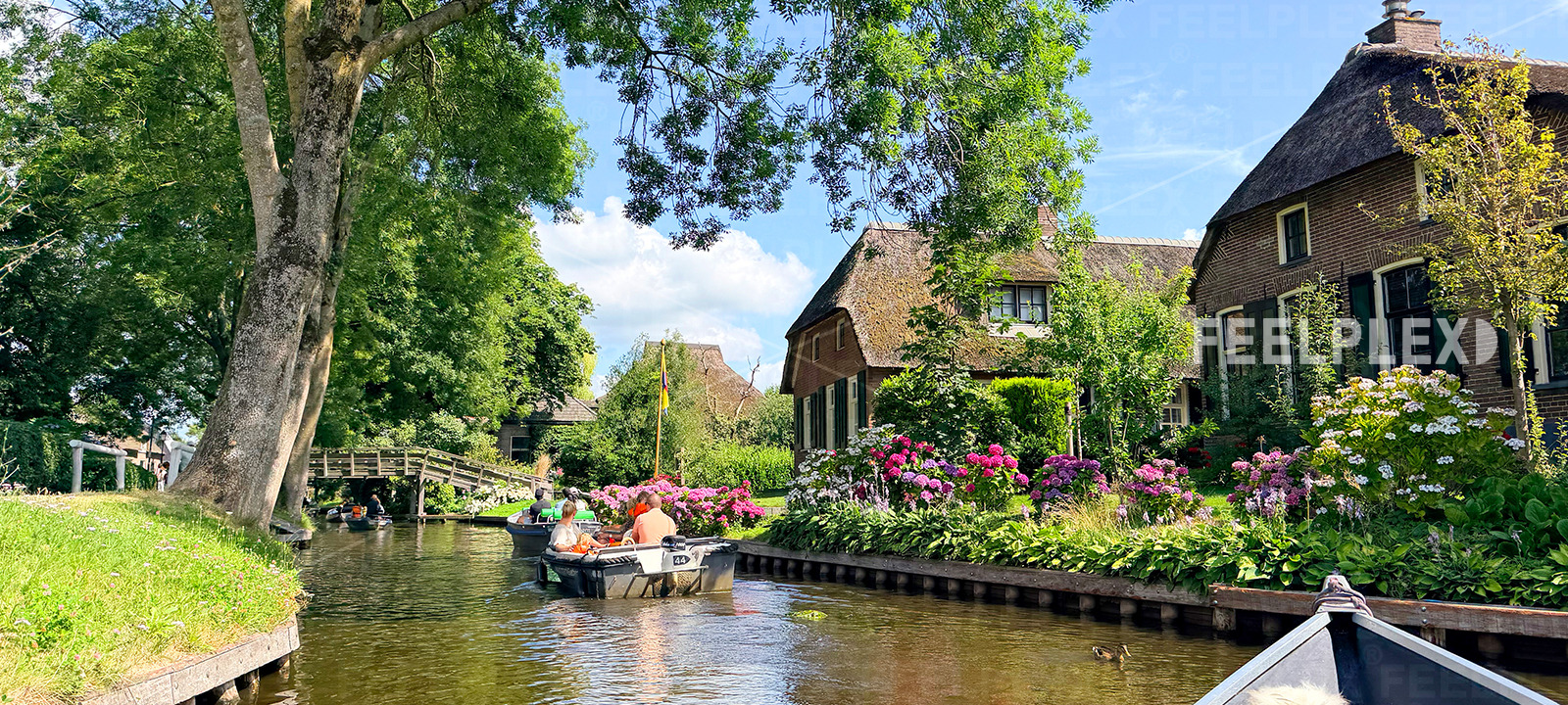 Giethoorn by Water