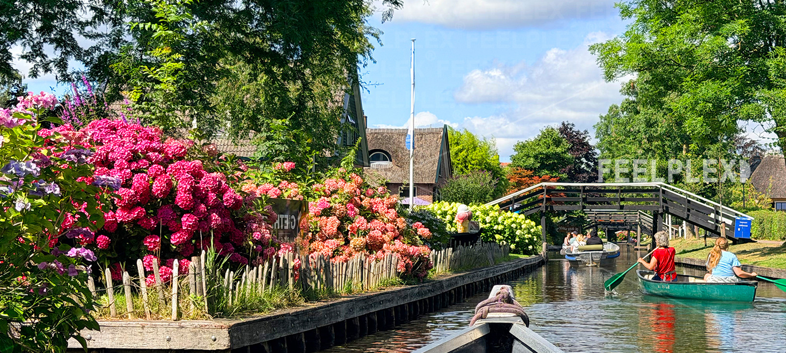 Giethoorn by Water
