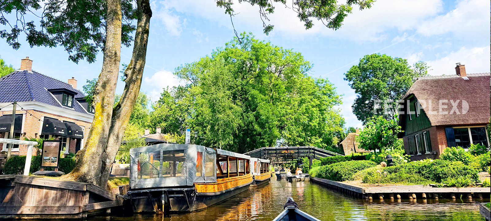 Giethoorn by Water
