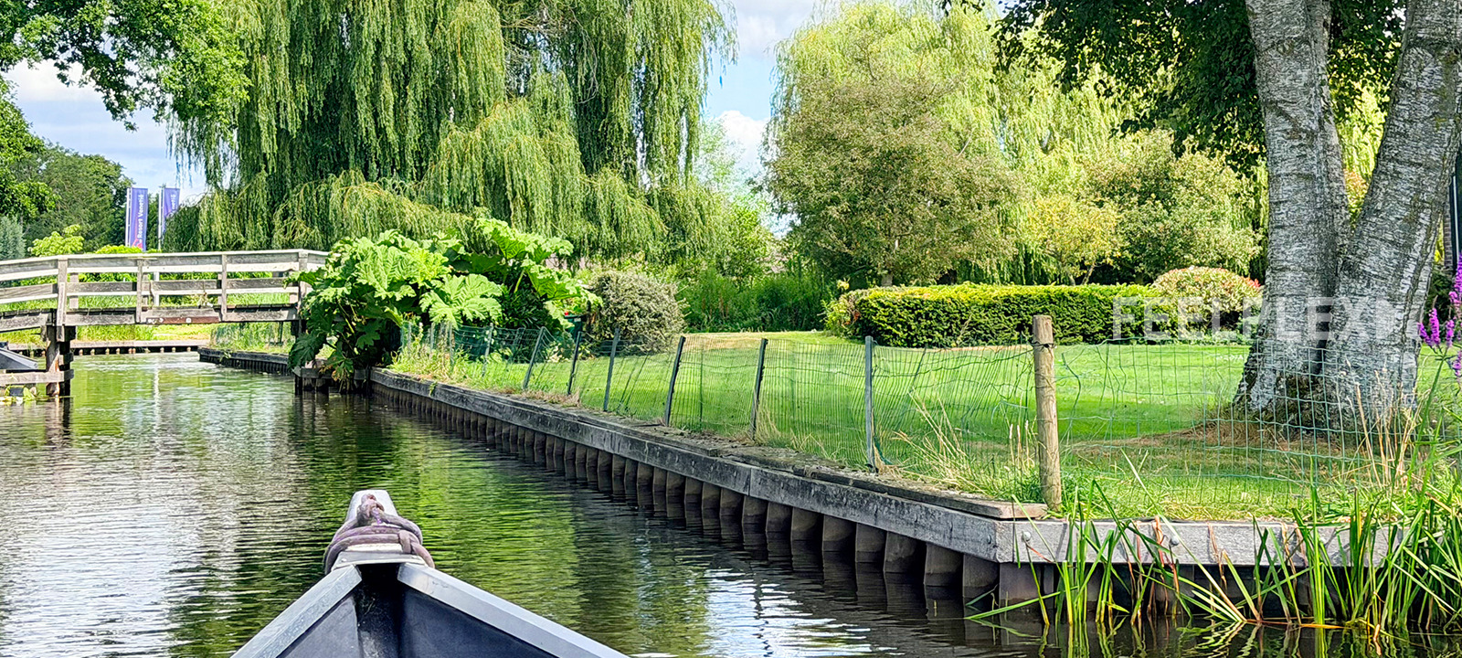 Giethoorn by Water