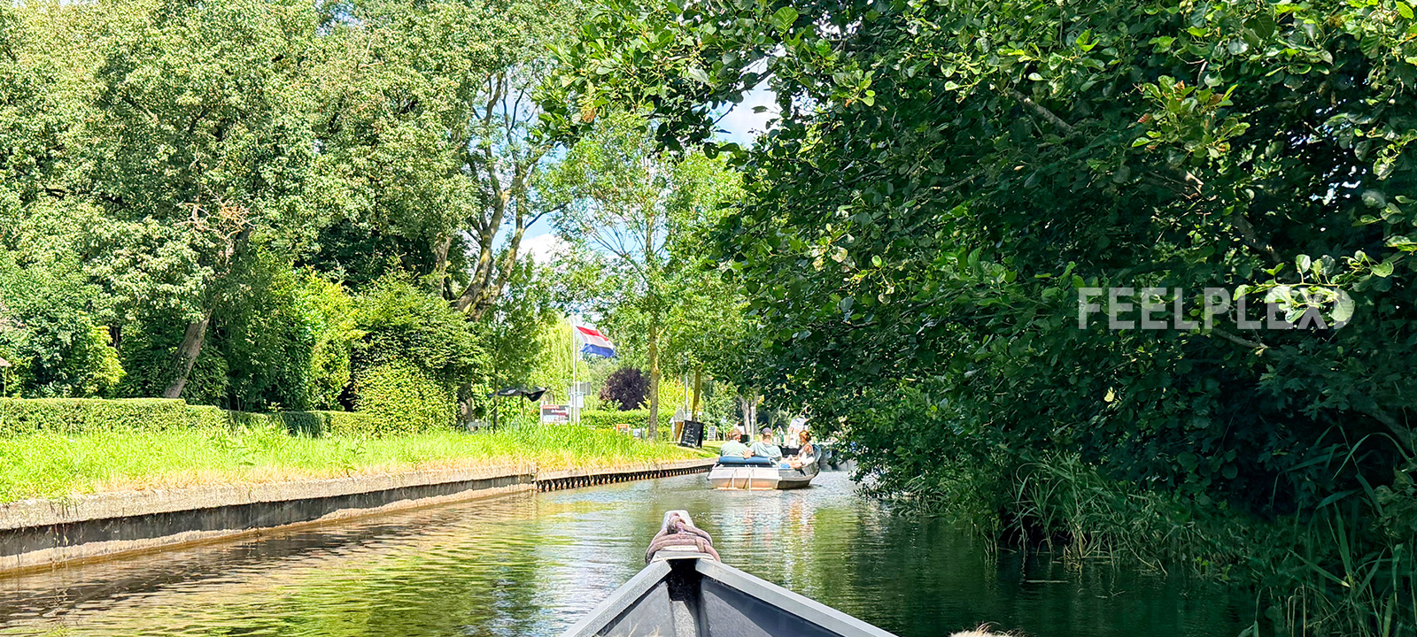 Giethoorn by Water