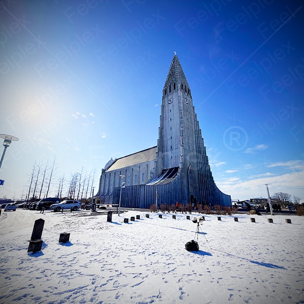 Mittagsglocken an der Hallgrímskirkja in Reykjav?