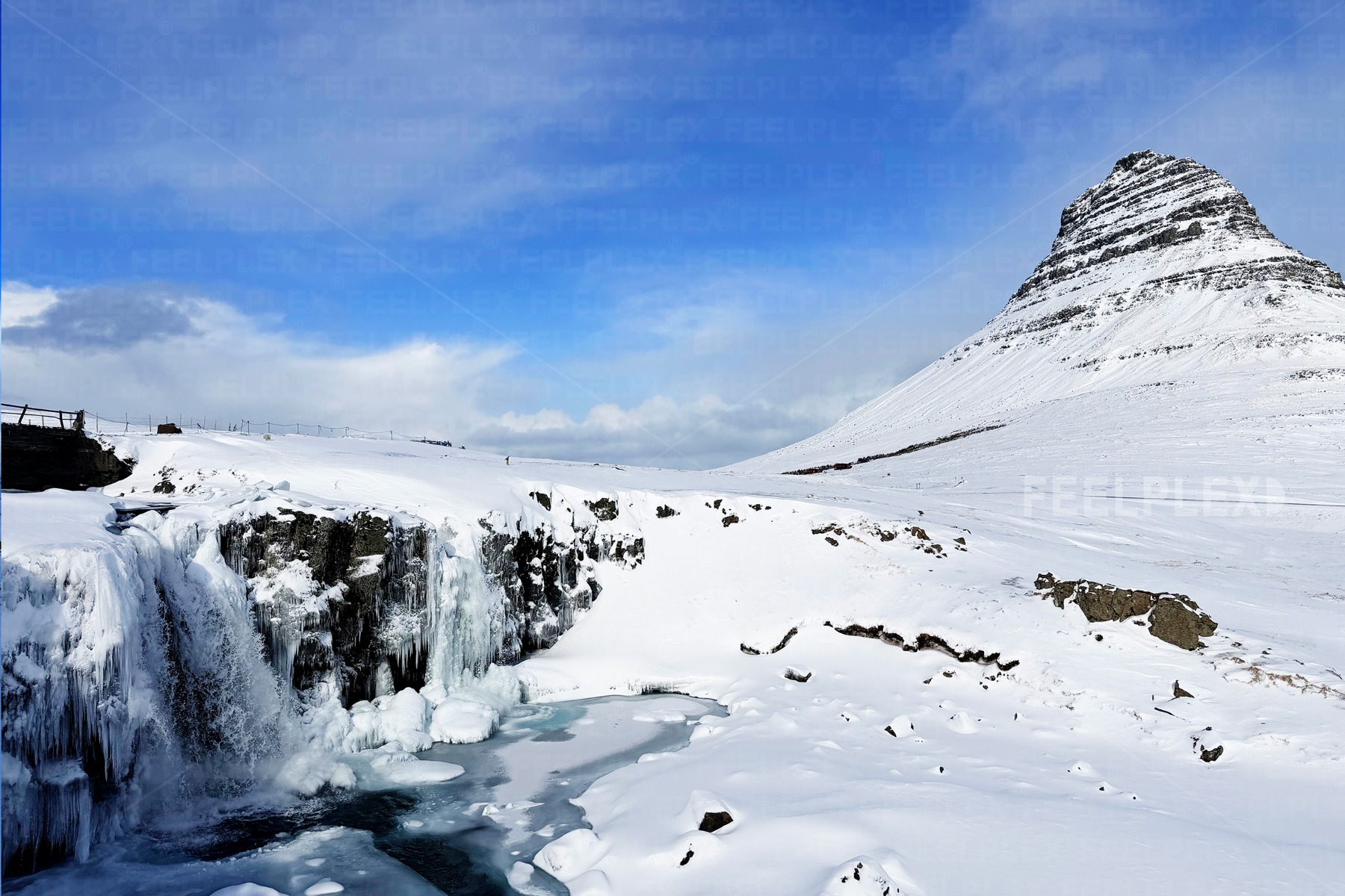 Kirkjufellsfoss Winter Panorama