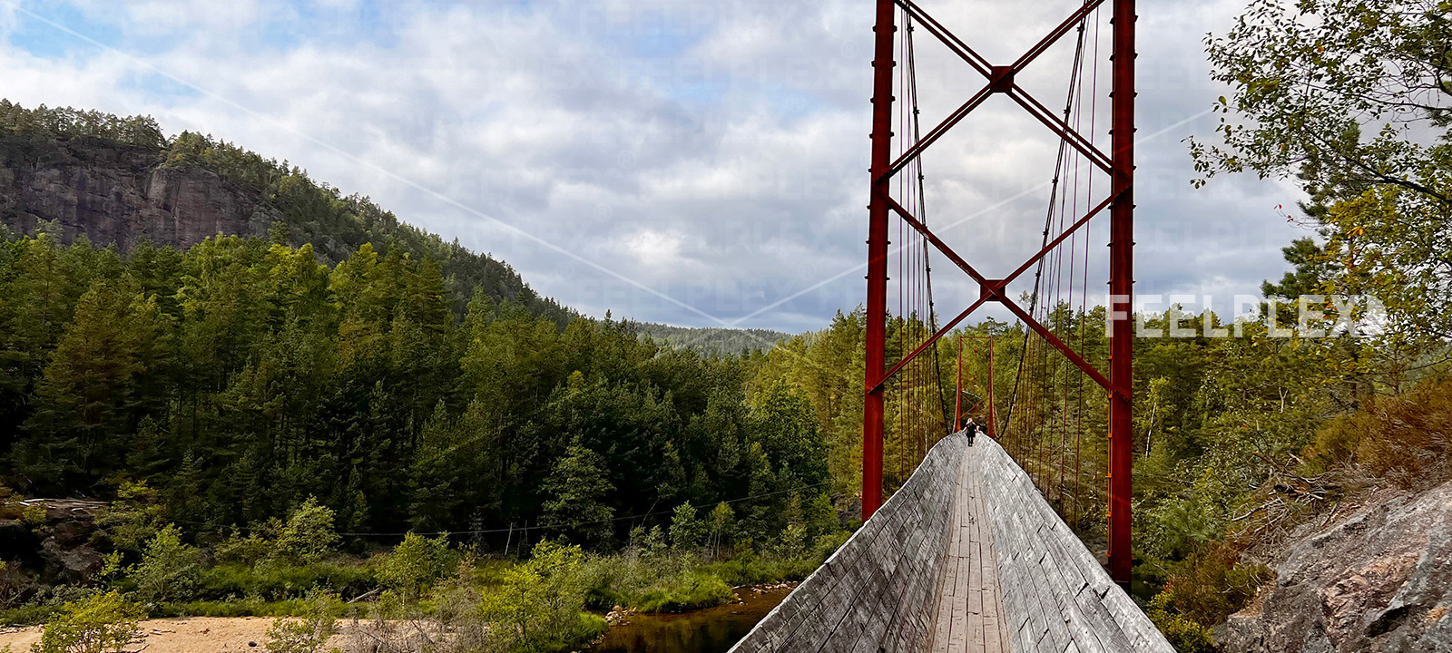 Historic suspension bridge on the Tømmerrenna near Vennesla